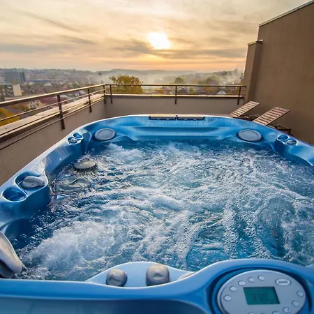 Hotel apartamentowy The Aviator - Jacuzzi & Panoramic View Kluż-Napoka