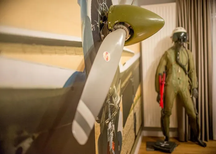 Lägenhetshotell The Aviator - Jacuzzi & Panoramic View 4*